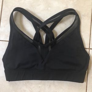 Lululemon sports bra size 4